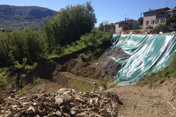 Tizzano Val Parma frana, maltempo, difesa suolo