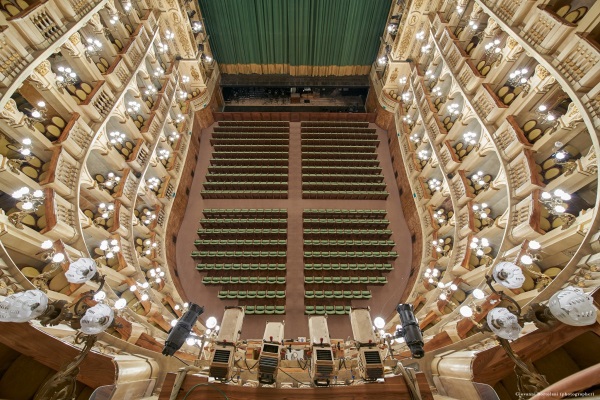 Teatro Comunale Bologna_interno