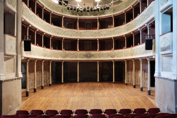 Teatro Sociale Gualtieri_scena