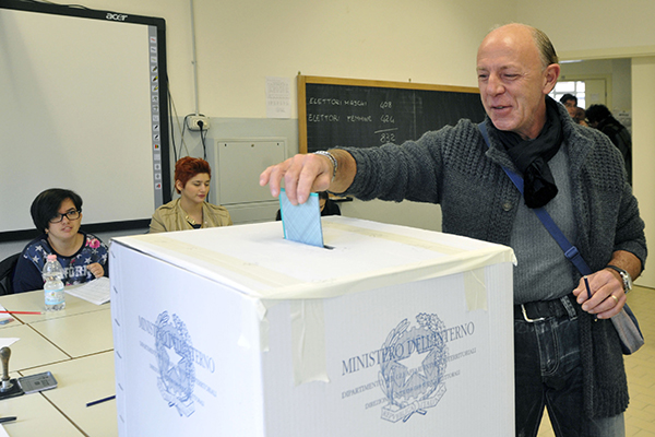 Elezioni regionali 2014 Emilia-Romagna - seggio - elettore