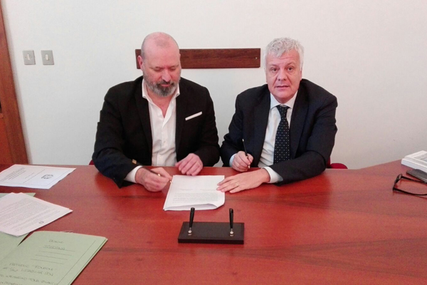 Firma accordo Galletti e Bonaccini a Roma per sicurezza idrogeologica (18/12/2017)