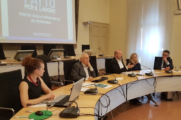 27-04-2018 Ferrara Patto per il Lavoro Bonaccini
