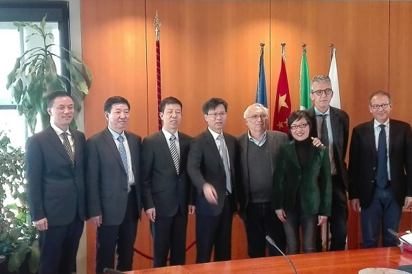 Incontro assessore Bianchi delegazione cinese Zhejiang 14 novembre 2017 