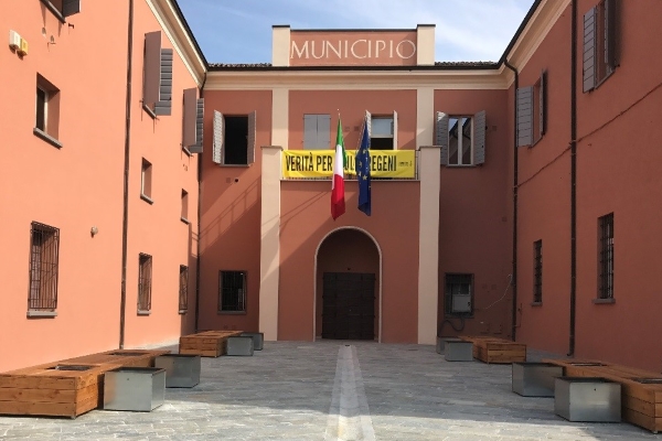 Apertura Teatro e Municipio Luzzara (Re) 1