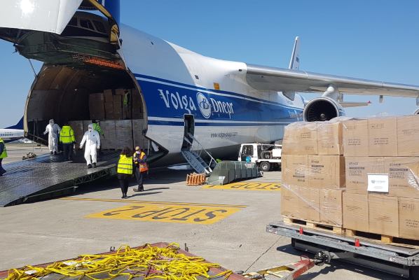 Coronavirus, aeroporto Marconi Bologna, volo cargo dalla Cina, materiale sanitario (2/4/20) -1