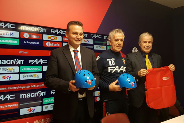 Raffaele Donini, Mauro Sorbi e Roberto donadoni, campagna "Col casco non ci casco"