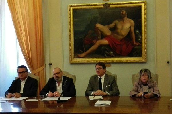 Bonaccini a conferenza stampa a Modena su infrastrutture