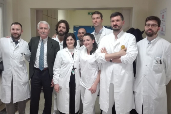 Operazione chirurgica con visore di realtà aumentata_Equipe Sant'Orsola