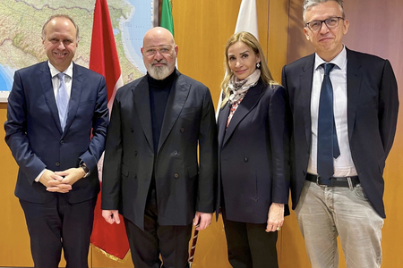 Il presidente Bonaccini riceve a Bologna Monika Schmutz Kirgoz, ambasciatrice svizzera in Italia e Stefano Lazzarotto console generale a Milano